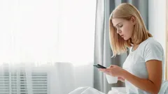 Co z hlediska psychologie znamená kontrolovat telefon každých 5 minut?