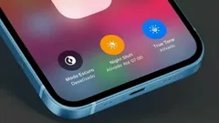 Opravdu vám noční režim telefonu pomáhá rychleji usnout?