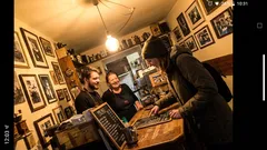 Historka: V kavárně u Florence někdo předbíhal ve frontě, dokud nepadla jedna věta